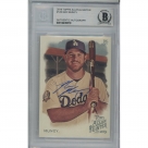 Max Muncy autograph