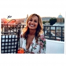 Giada De Laurentiis autograph