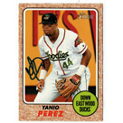 Yanio Perez autograph