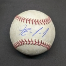 Thairo Estrada autograph